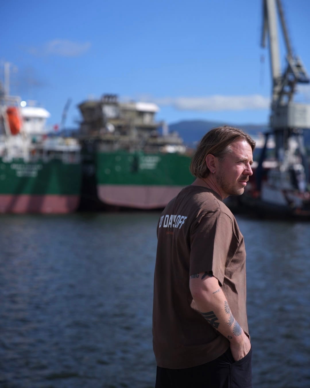No Days Off T-shirt – heavyweight seafarer t-shirt, view 9 – Worldwide Nation
