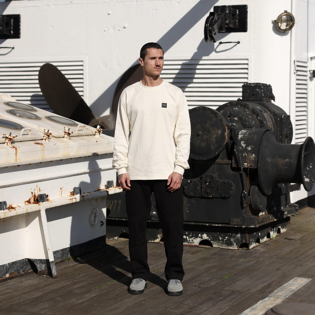 Original Heavy Long T-shirt – heavyweight seafarer t-shirt, view 13 – Worldwide Nation